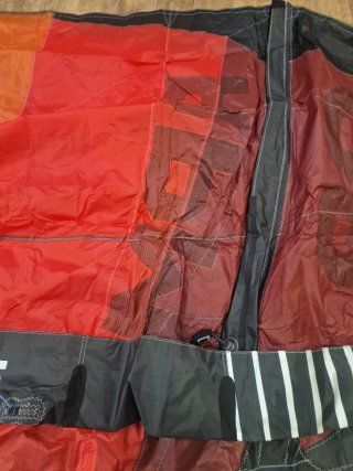 Kite Slingshot RPM 9.0  ,color naranja y rojo.