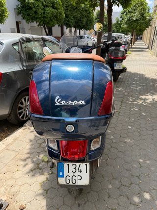 Vespa 125 GTS Azul Marino