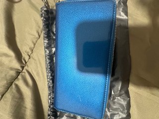 Billetera Tous Azul Metálico