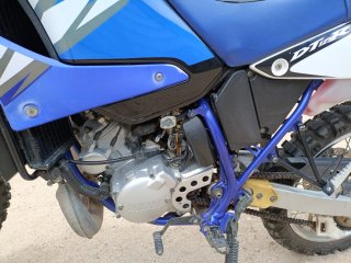 Yamaha DT 125  Azul y Blanca, enduro