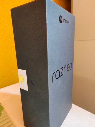 Motorola Razr 60 Gibraltar Sea
