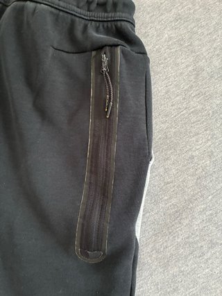 Pantalones Nike Tech Gris/Negro