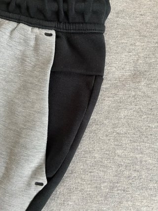 Pantalones Nike Tech Gris/Negro