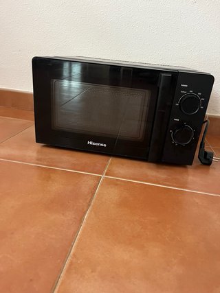 Microondas Hisense Negro 20L