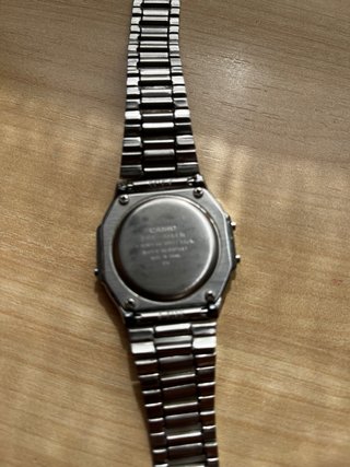 Reloj Casio Digital Plateado para niño o niña