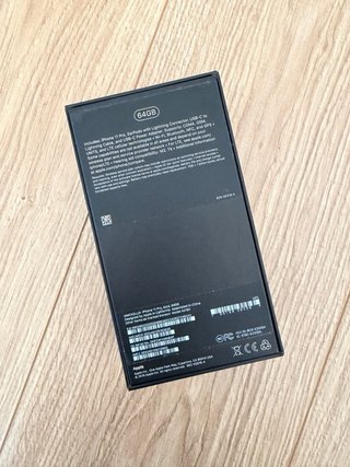 iPhone 11 Pro 64GB Dorado + Accesorios