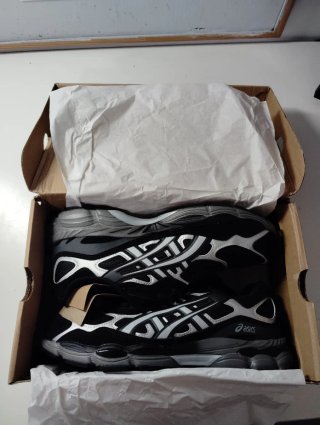 Zapatillas Asics Gel-Nyc Talla 42 Nuevas