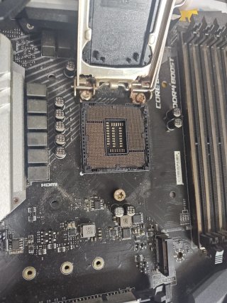Placa Base MSI MPG Z390 Gaming Pro Carbon