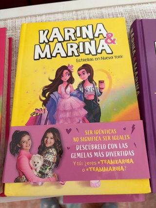 4 Libros de Martina y karina