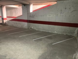 Garage en ciudad jardín