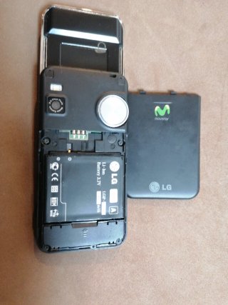 Móvil LG Negro Colección