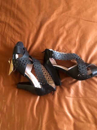 Sandalias Ana Román Piel Negras Talla 35