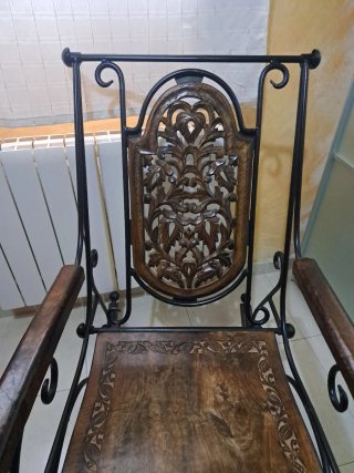 Silla Mecedora Hierro y Madera
