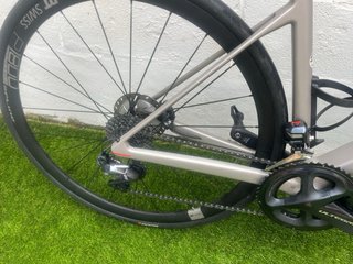 Bicicleta de carretera BMC + potenciometro