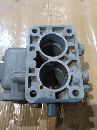 Cuerpo Carburador Metálico