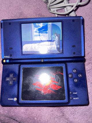 Nintendo DSI + Juego Bleach + Cargador