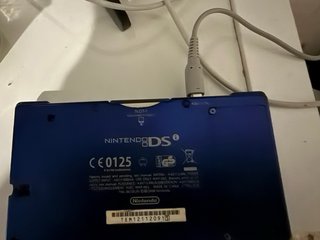 Nintendo DSI + Juego Bleach + Cargador