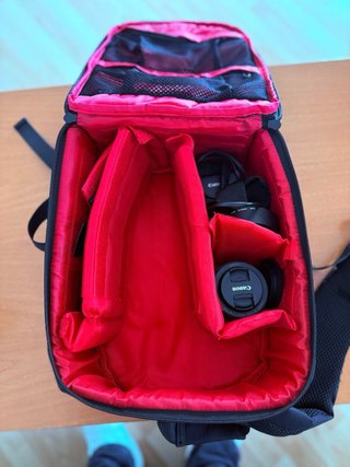 Canon EOS 1300D + Objetivo EF-S 18-55mm