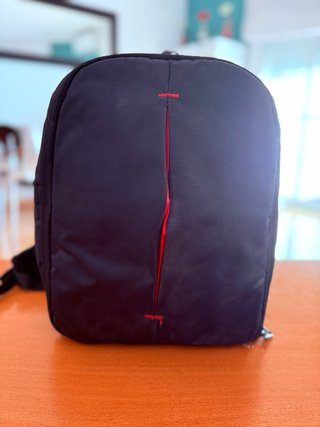 Canon EOS 1300D + Objetivo EF-S 18-55mm