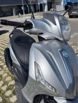 Piaggio Beverly 125 Silver