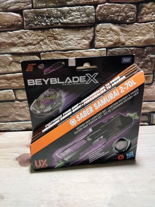 Beyblade X Set Saber Samurai 2-70L Victory Grip