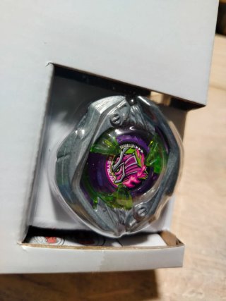 Beyblade X Set Saber Samurai 2-70L Victory Grip