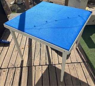 Mesa de juegos plegable azul