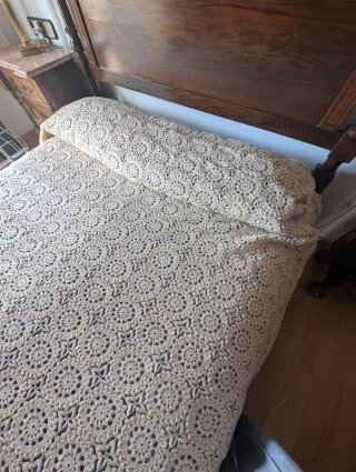 Colcha ganchillo beige
