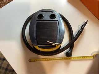Pompa per materassini e piscine