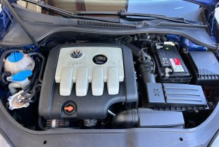 Volkswagen Golf 2.0tdi
