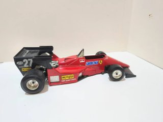 Modellino Ferrari 126 C4 Burago 1:24