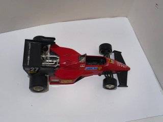 Modellino Ferrari 126 C4 Burago 1:24