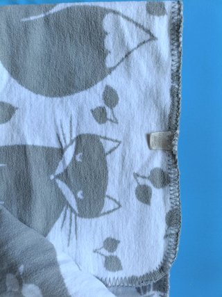 Manta polar Zara Home gatitos