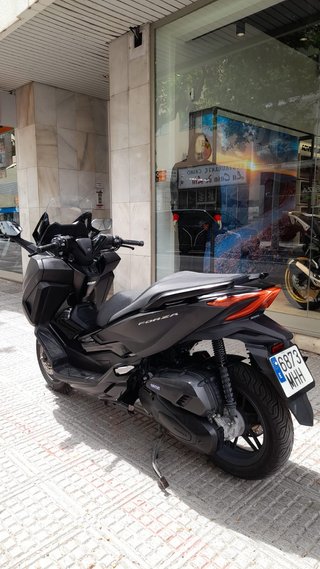 Honda Forza 125