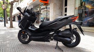 Honda Forza 125