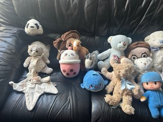 Lote de peluches variados