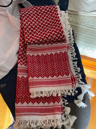 Dishdasha árabe hombre blanco y rojo