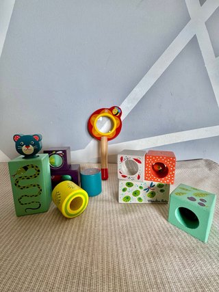 Juguetes sensoriales Moulin Roty madera