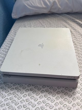 Consola Sony PS4 Slim Blanca