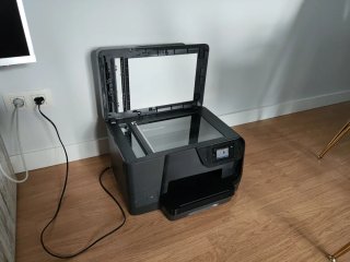 Impresora escaner HP Officejet Pro 8710 - averiada