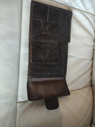 Cartera antigua de piel Legítimo Ubrique