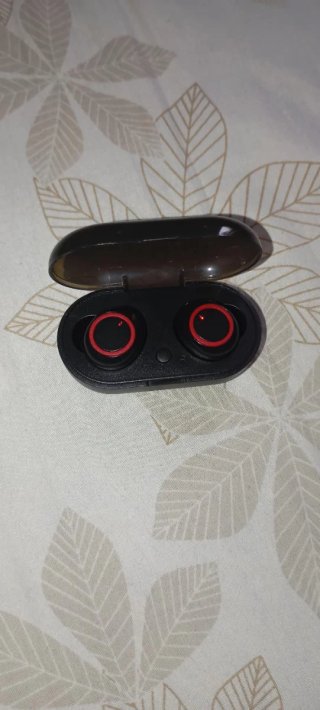 Auriculares Bluetooth TWS Negros y Rojos