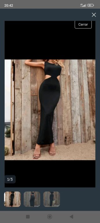 Vestido largo negro con aberturas