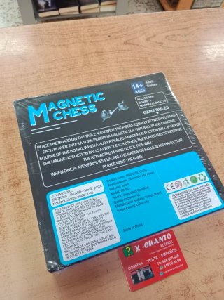 Gioco da tavolo Scacchi magnetici non ancora aperto