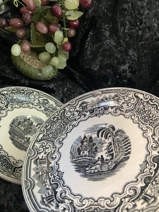 2 Platos Vistas de la Cartuja Porcelana