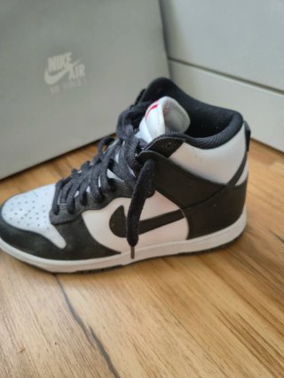 Nike Dunk High Negro y Blanco