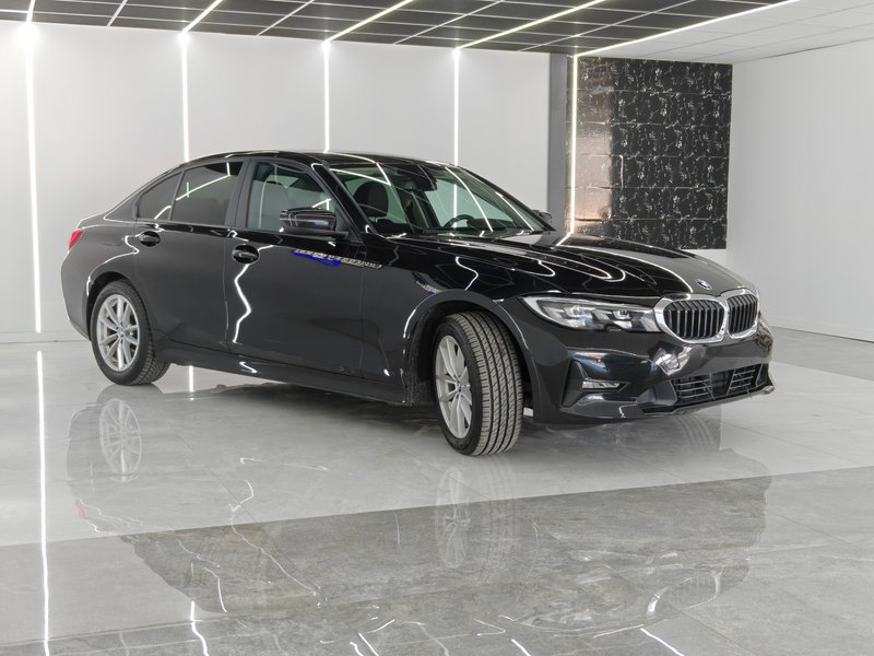 BMW Serie 3 318d (G20) 2022, foto 3
