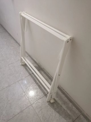 Cuna de madera plegable