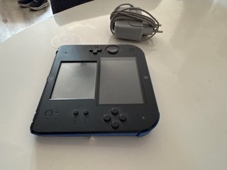 Nintendo 2DS Negra y Azul