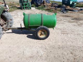 Cisterna de agua para tractor